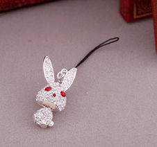 女人飾界 可愛小兔子吊墜手機(jī)掛鏈配飾項(xiàng)墜的廠家直銷優(yōu)勢