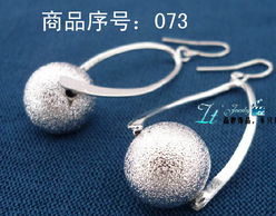 精致點(diǎn)綴 無(wú)耳洞耳夾、耳釘與美妝美發(fā)輔助工具全指南